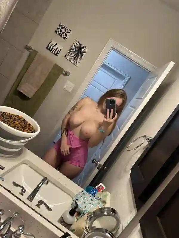 Escort services KAUNAS XPORTAL.LT has the largest range of escorts like Carine who want to satisfy your needs. Escort services KAUNAS XPORTAL.LT has the largest range of escorts like Carine who want to satisfy your needs.